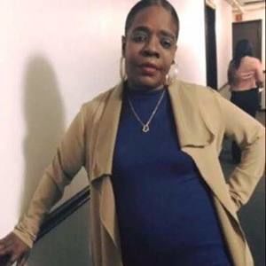 Meet your Posher, Ebony